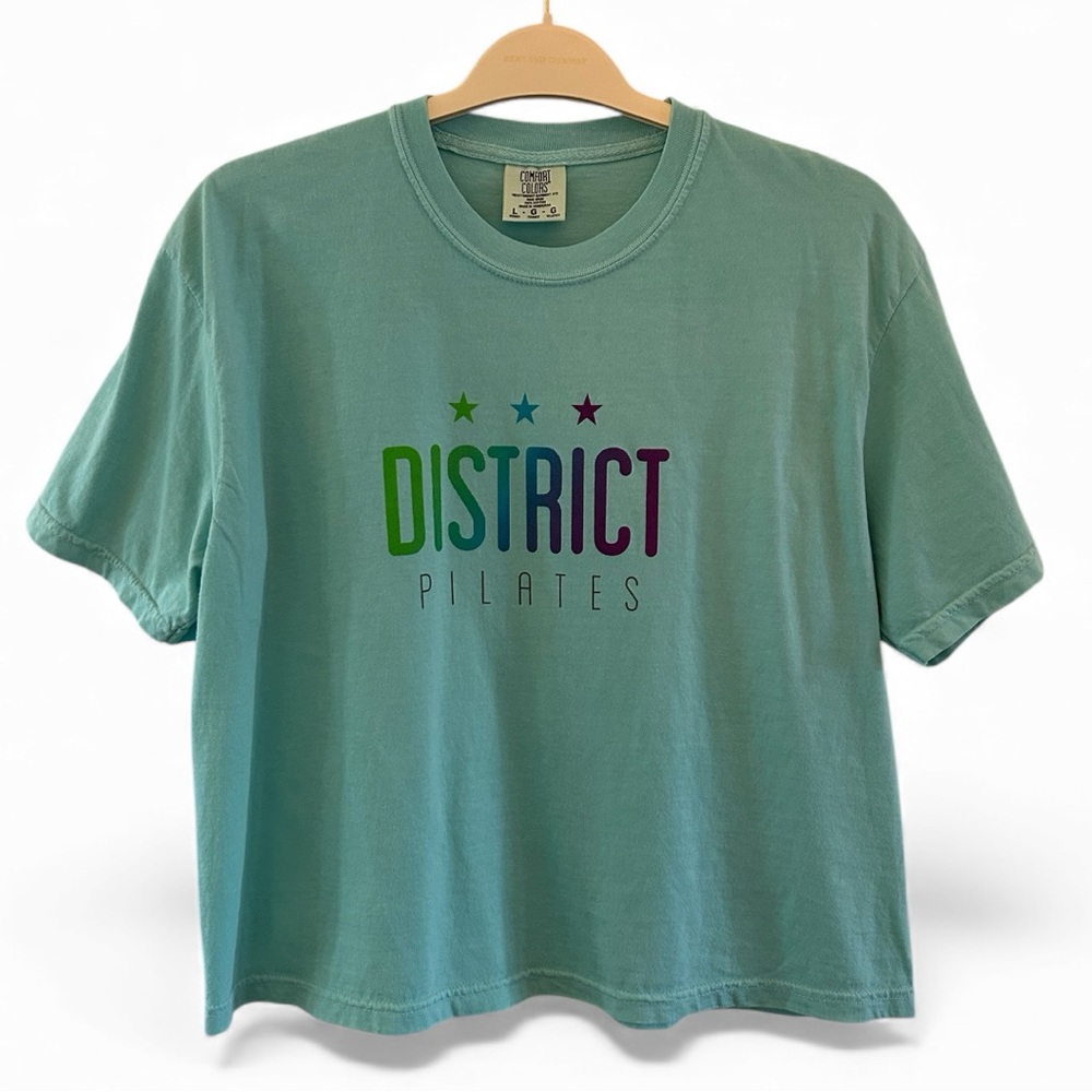 NWOT Pilates Cropped Shirt District Pilates ⭐️⭐️⭐️